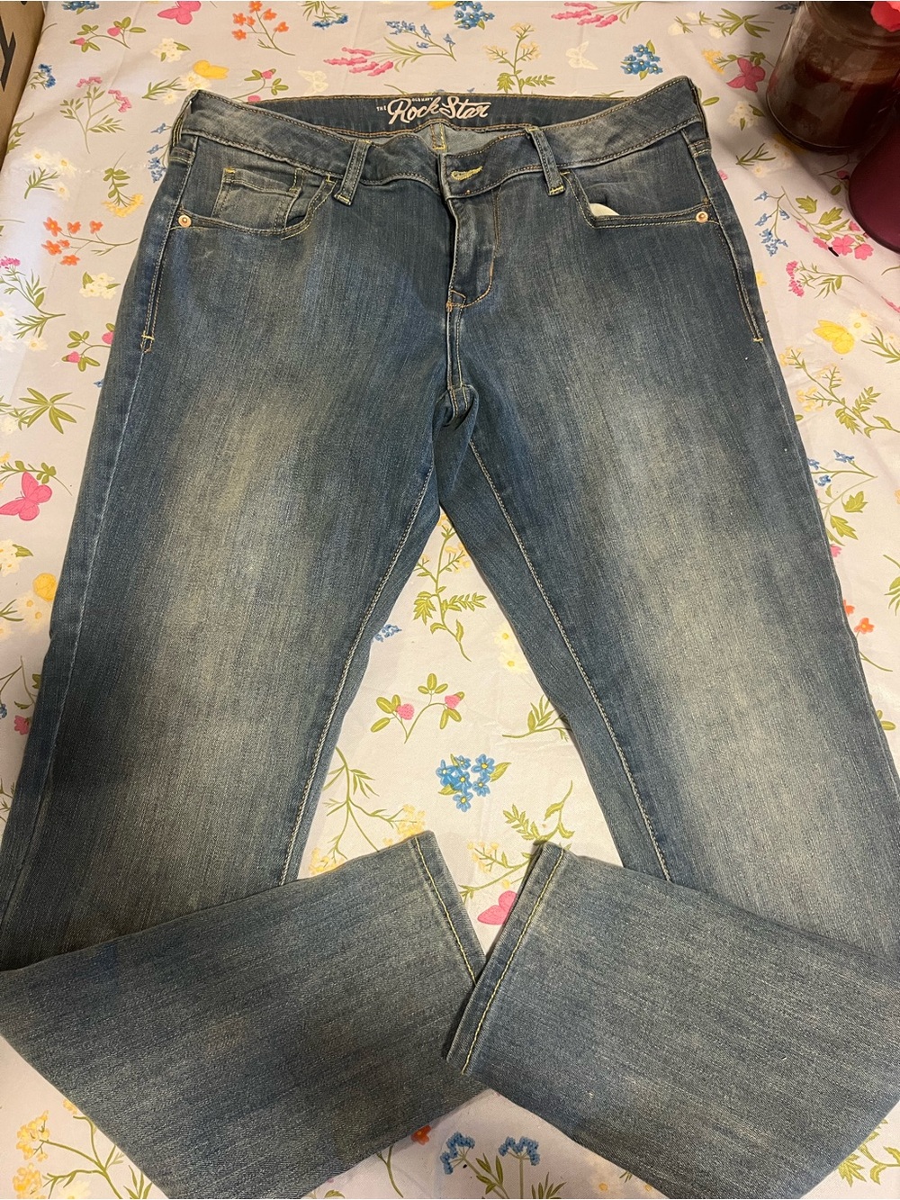 Old Navy Straight Leg Jeans in Medium Blue Wash